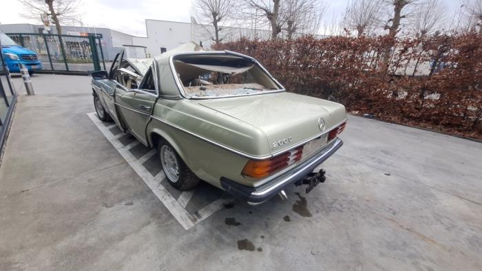 Mercedes 200 - 500 V550