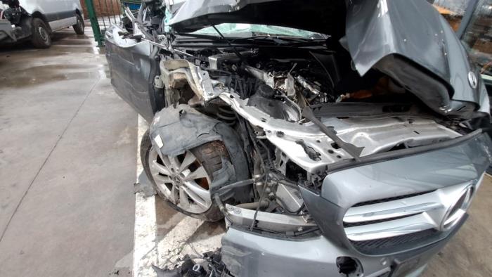 Mercedes C-Klasse V552