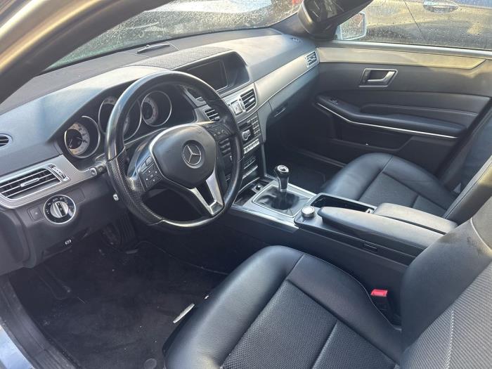 Mercedes E-Klasse V569