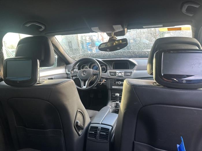 Mercedes E-Klasse V569