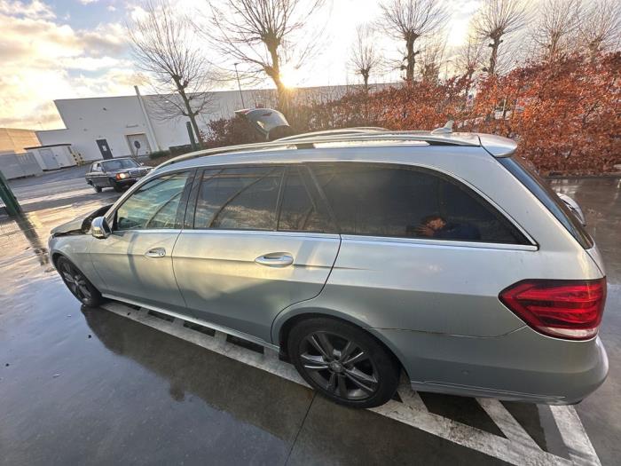 Mercedes E-Klasse V569