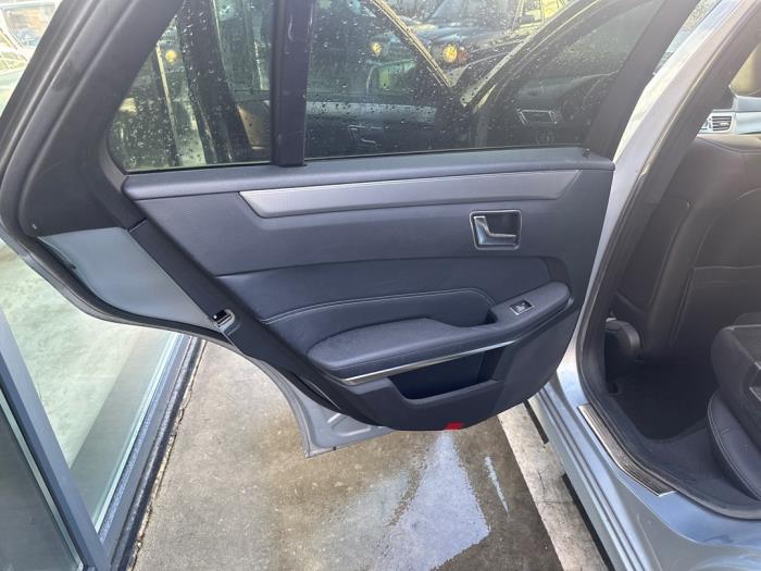 Mercedes E-Klasse V569