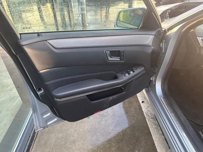 Mercedes E-Klasse V569