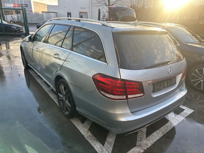 Mercedes E-Klasse V569