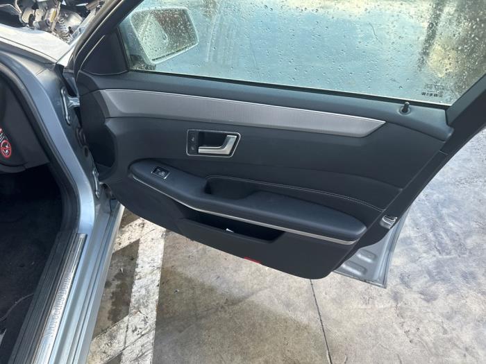 Mercedes E-Klasse V569