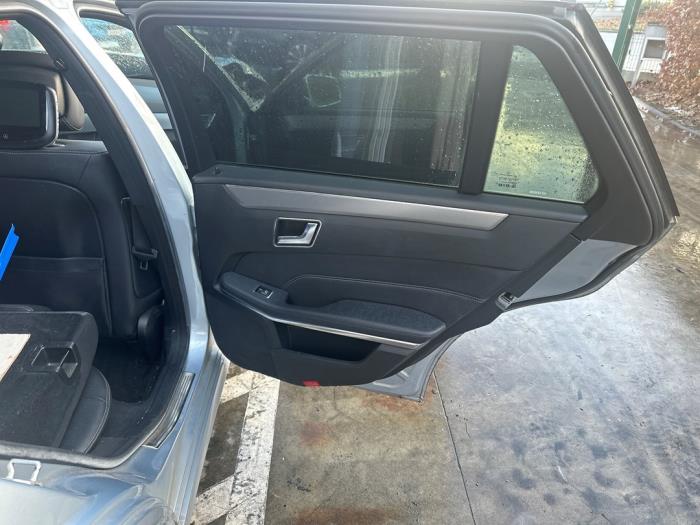 Mercedes E-Klasse V569