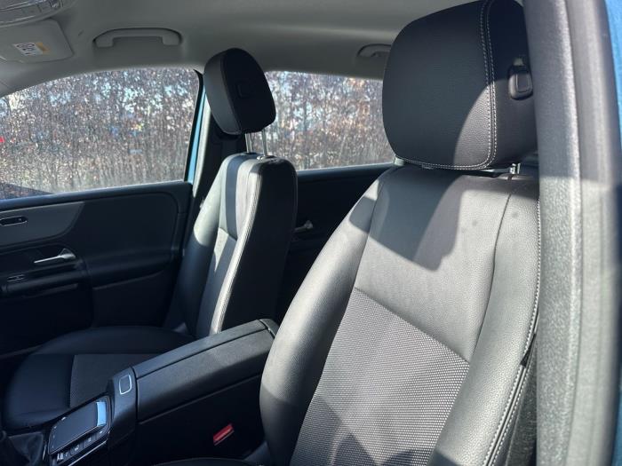 Mercedes B-Klasse V570