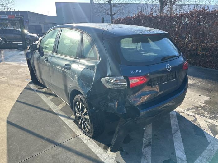 Mercedes B-Klasse V570