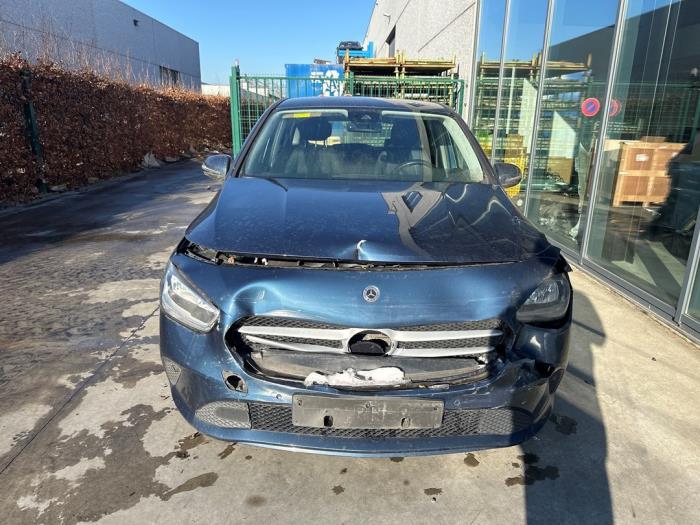 Mercedes B-Klasse V570