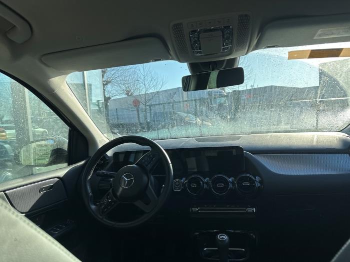 Mercedes B-Klasse V570