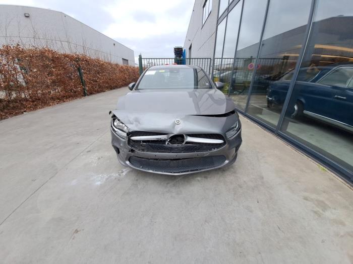 Mercedes A-Klasse V579