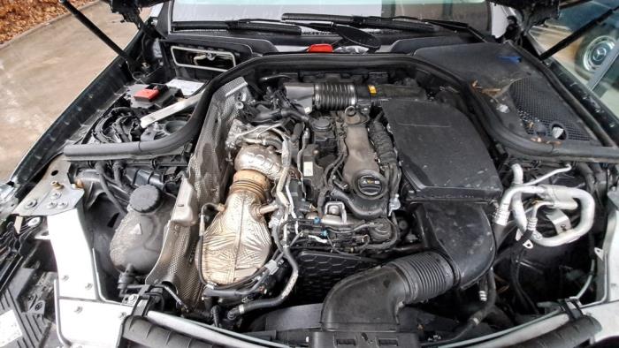 Mercedes E-Klasse V584