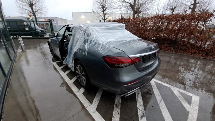 Mercedes E-Klasse V584