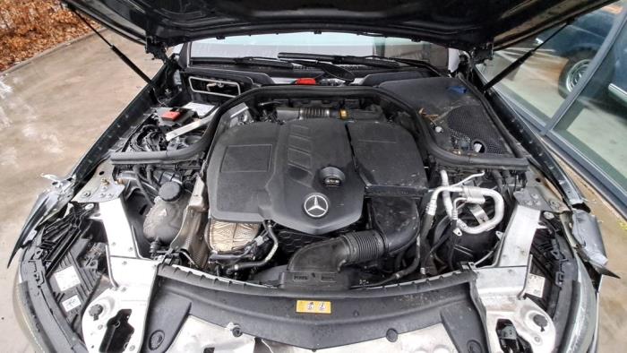 Mercedes E-Klasse V584