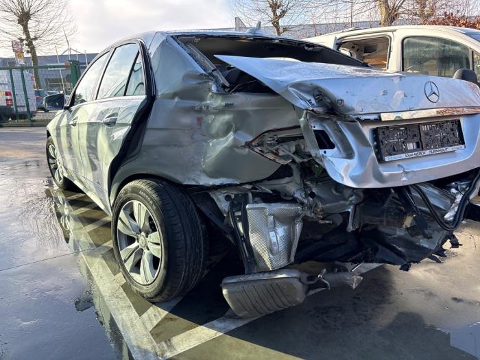 Mercedes E-Klasse V600