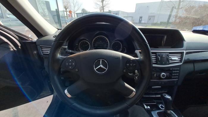 Mercedes E-Klasse V606