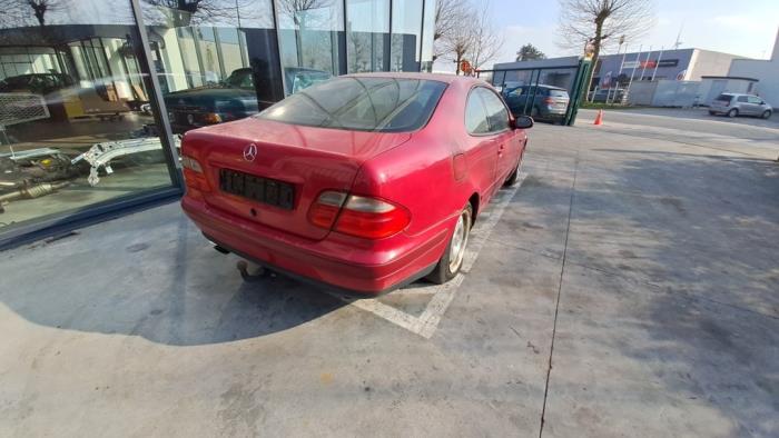 Mercedes CLK V612