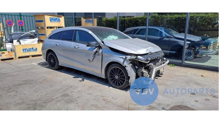 Mercedes CLA (117.3) 2.2 CLA-200 CDI