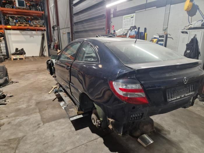 Mercedes C-Klasse V650