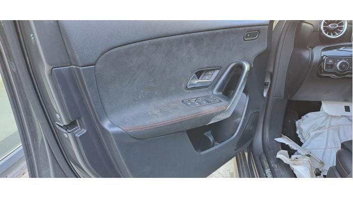 Mercedes A-Klasse V667