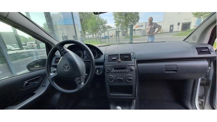 Mercedes A-Klasse V676