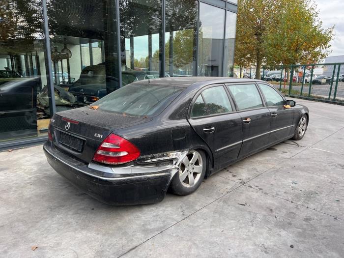 Mercedes E 2.2 E-220 CDI 16V Sloopvoertuig (2002)