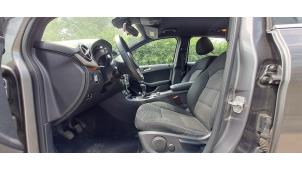 Mercedes B 1.5 B-180 CDI,d 16V Sloopvoertuig (2015, Aubergine, Zilvergrijs, Grijs)