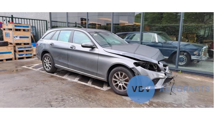 Mercedes C Estate (S205) C-180d 1.6 Turbo 16V