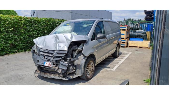 Mercedes Vito V694
