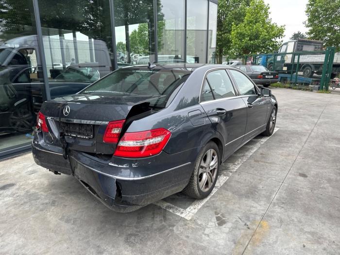 Mercedes E-Klasse V697