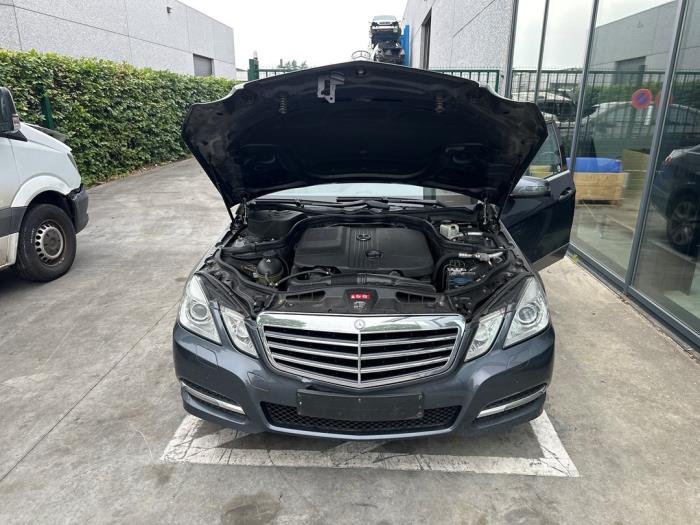 Mercedes E-Klasse V697