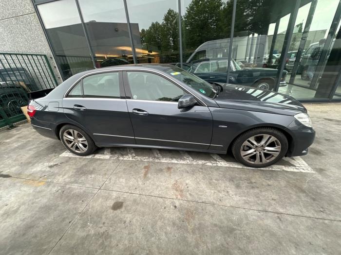 Mercedes E-Klasse V697
