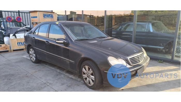 Mercedes C (W203) 2.7 C-270 CDI 20V