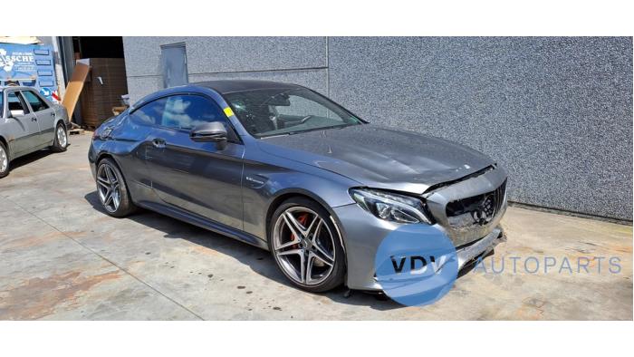 Mercedes C AMG (C205) 4.0 C-63 AMG V8 Biturbo