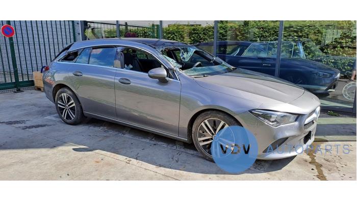 Mercedes CLA Shooting Brake (118.6) 2.0 CLA-200d