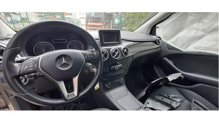 Mercedes B-Klasse V753