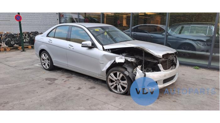 Mercedes C (W204) 2.2 C-200 CDI 16V