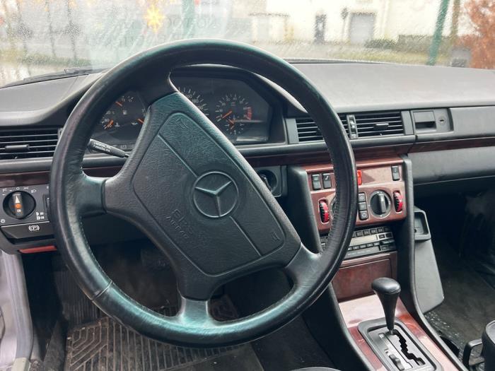 Mercedes E-Klasse V796