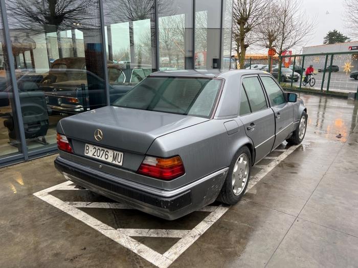 Mercedes E-Klasse V796