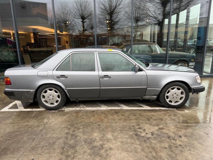 Mercedes E-Klasse V796