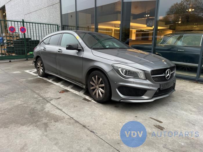 Mercedes CLA (117.3) 2.2 CLA-220 CDI 16V 4-Matic