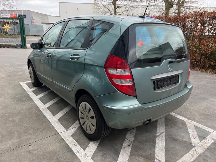 Mercedes A-Klasse V822
