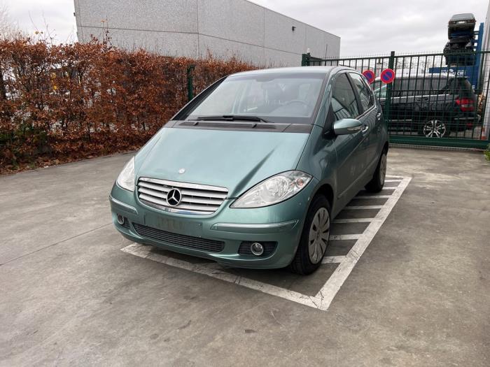 Mercedes A-Klasse V822
