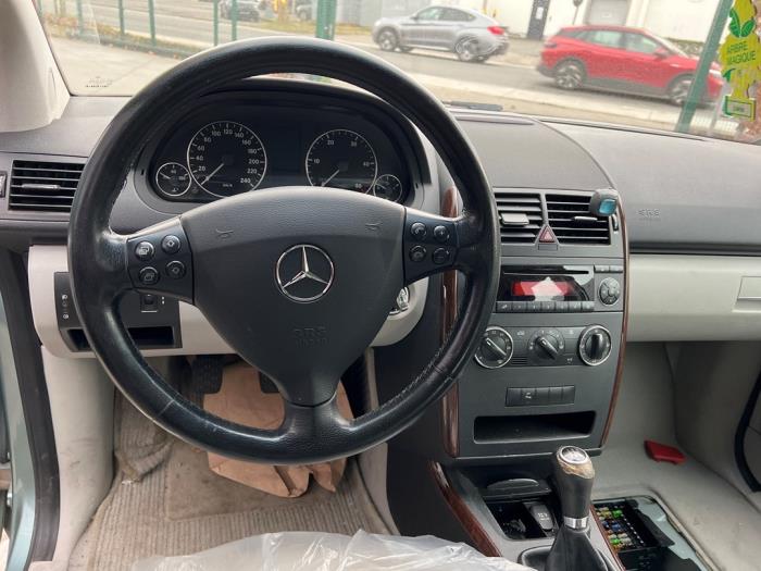 Mercedes A-Klasse V822