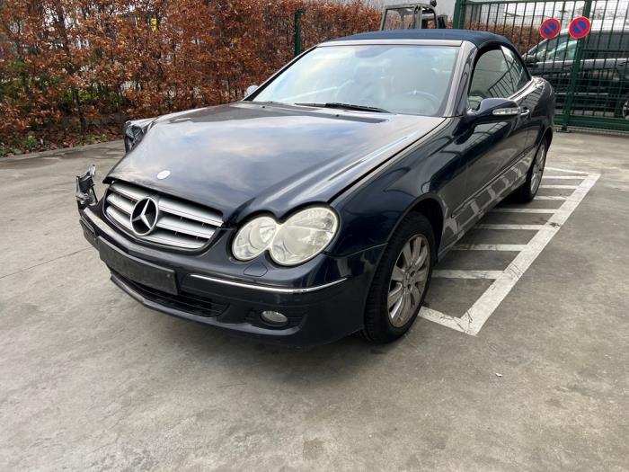 Mercedes CLK V826