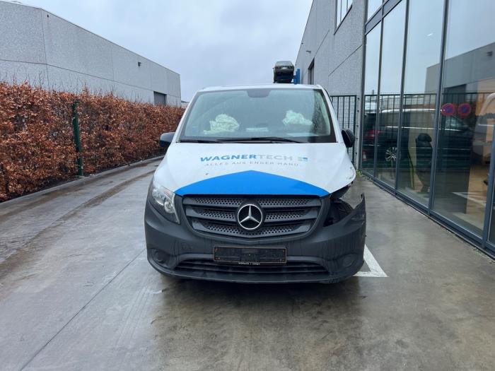 Mercedes Vito V828