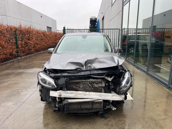 Mercedes B-Klasse V829