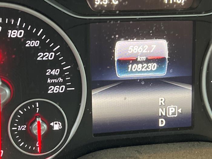 Mercedes B-Klasse V829