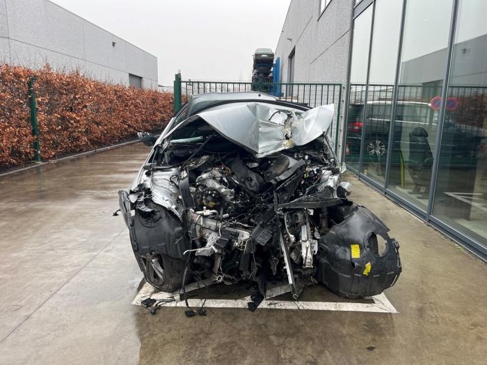 Mercedes B-Klasse V832