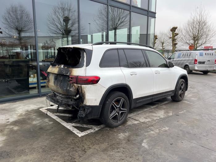 Mercedes GLB-Klasse V871